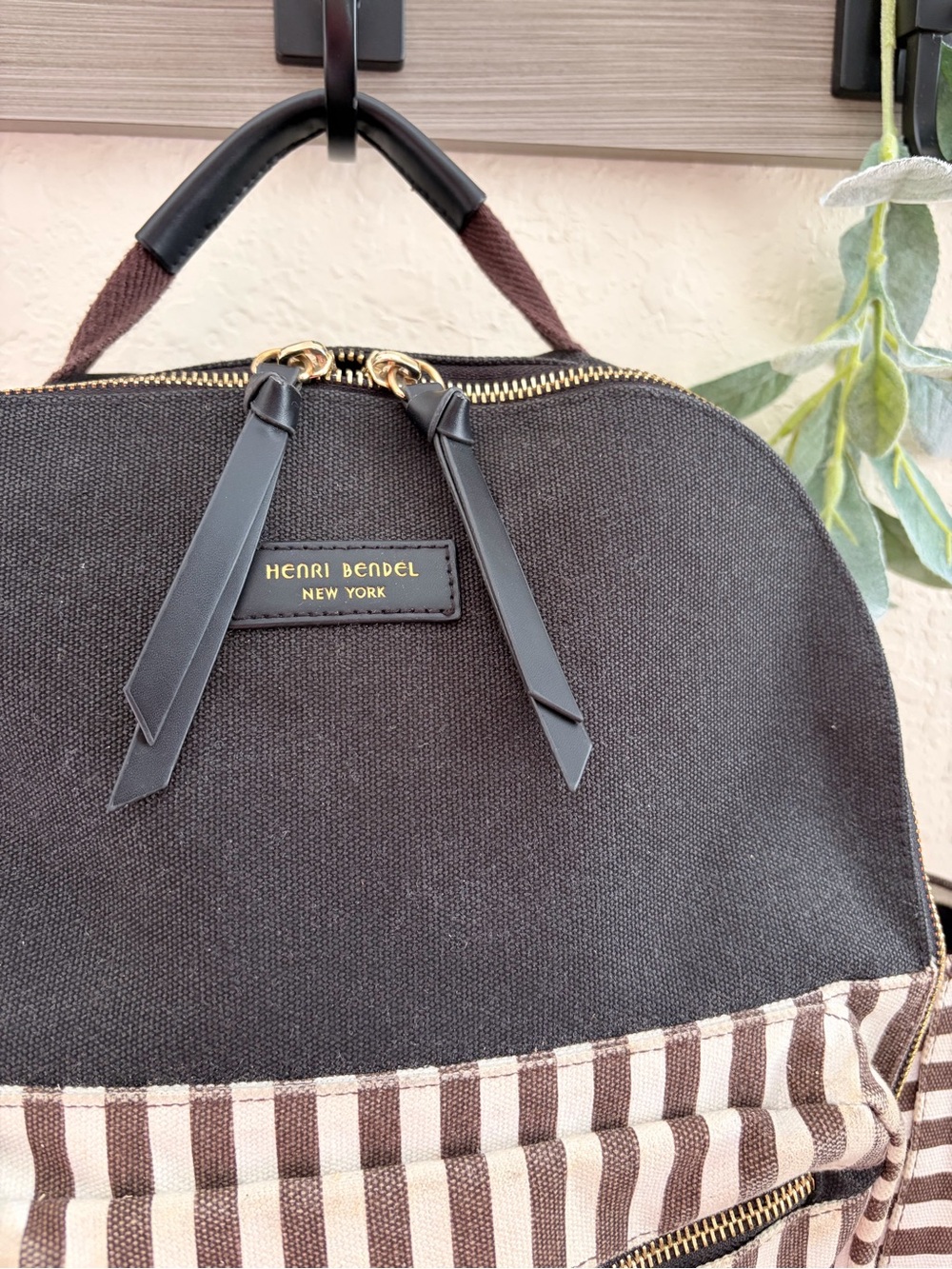 Henri Bendel Brown Stripe Backpack, Travel Backpack, Structurally Excellent - Picture 2 of 13